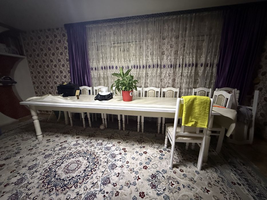 Стол для гостиной (4метр)