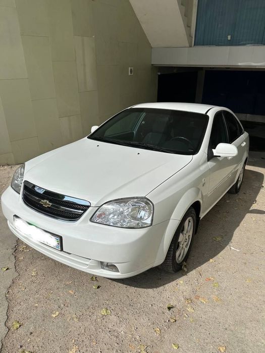 Продается Lacetti 1.8  Chevrolet