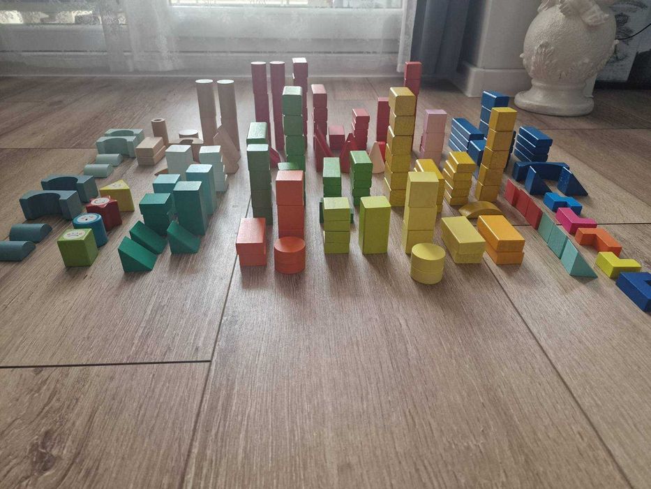 Голям дървен конструктор - 192 части (2+ години)