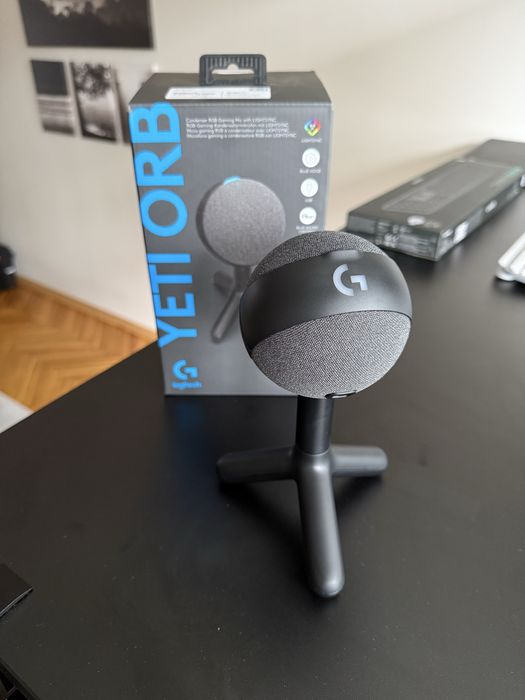 Микрофон Logitech Yeti Orb