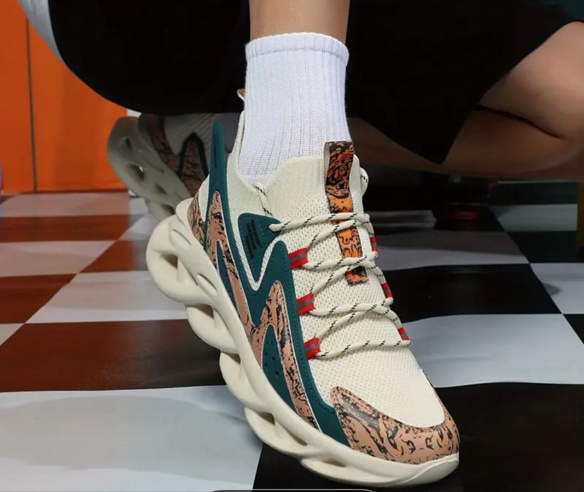 Легкие мужские кросовки