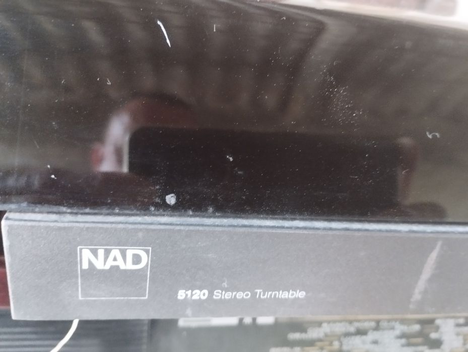 Pick-Up NAD 5120 Stereo Turntable