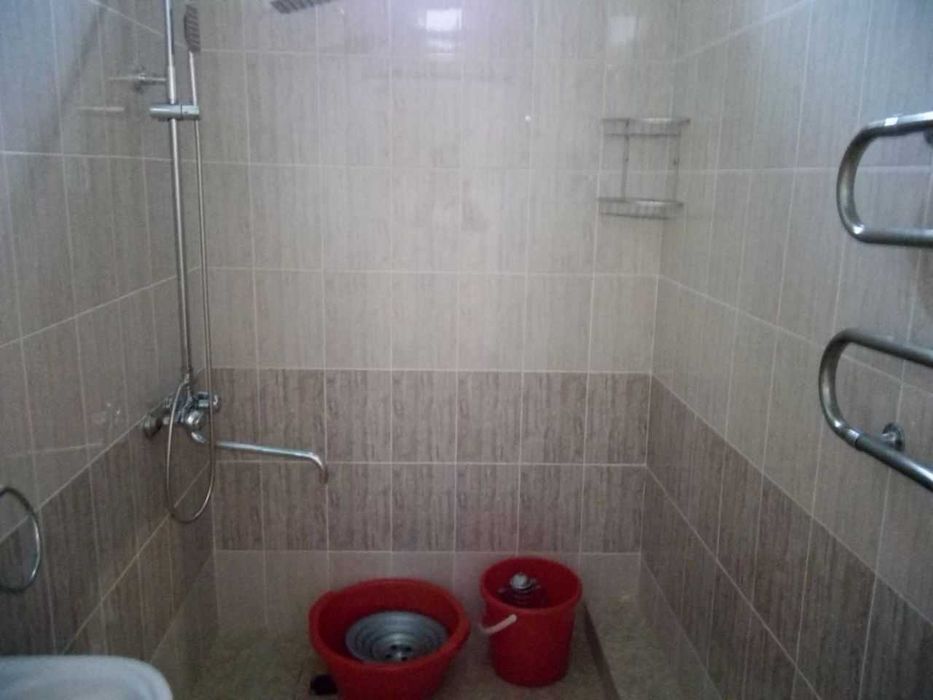 Ховли сотилади шароитлари бор кириб яшашга тайёр