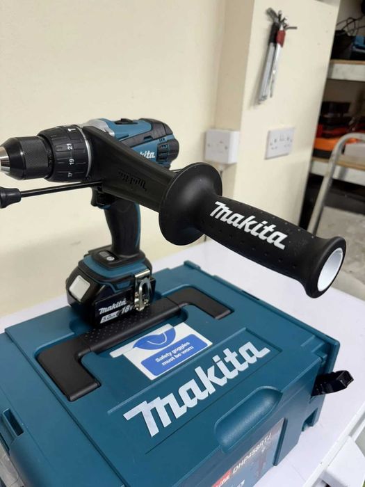 Акумулаторен ударен винтоверт/бормашина Makita DHP458