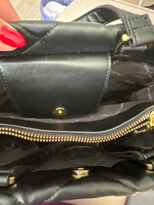 Продавам чанта Steve Madden