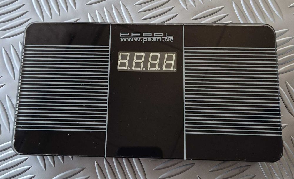 Мини кантар за телесно тегло