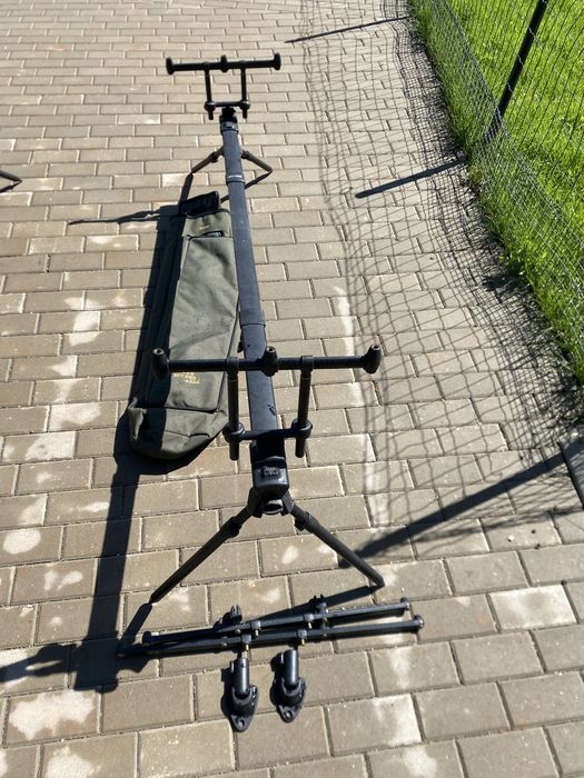 2 x Sky Pod Fox