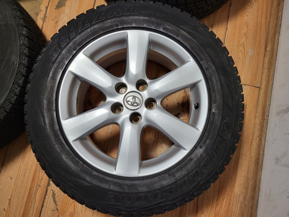 Toyota 17" 5x114,3 RAV 4 оригинални лети джанти Тойота 225/65/17