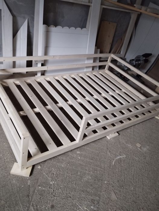 Pat casuta montessori!Transport gratuit!