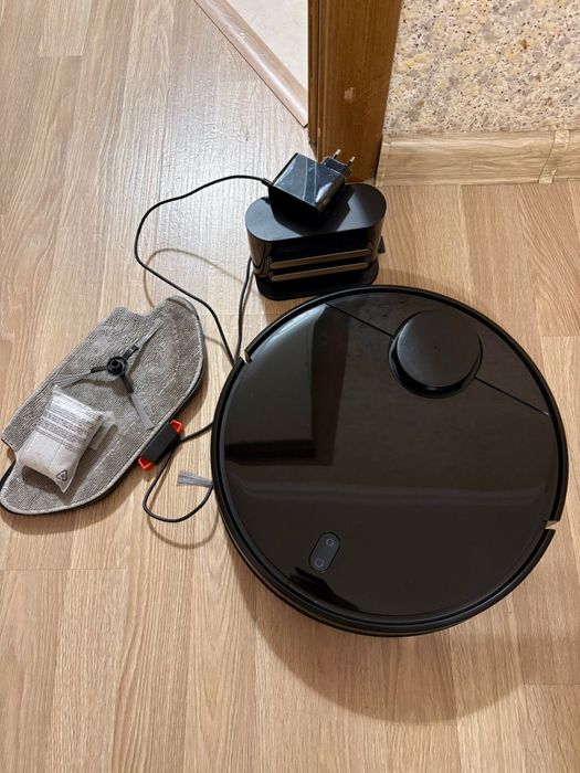 продам робот пылесос