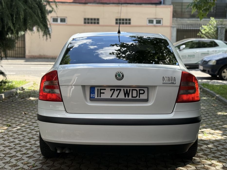 SKODA Octavia 2009 — imagine 5
