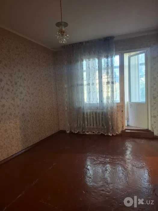 СРОЧНО !! Продается квартира в Яшнабаде 2/2/4 ( 46 кв/м ) Авиасозлар 3