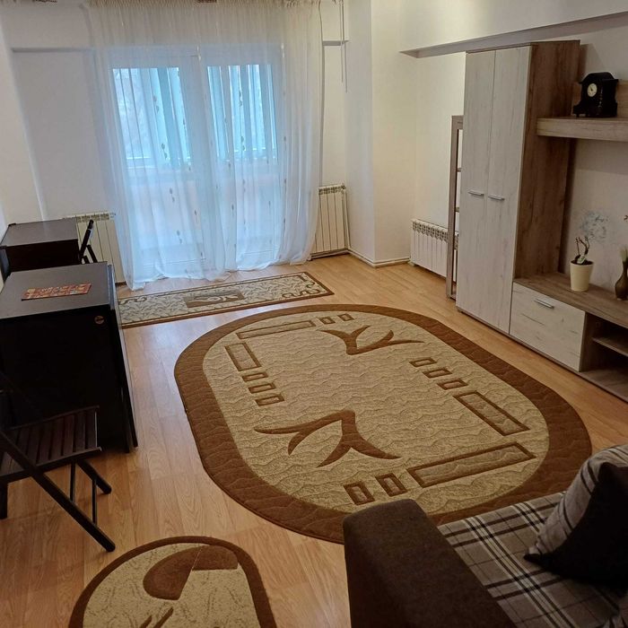 Închiriez apartament (Buzăului)