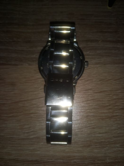 Vand ceas casio si schimb