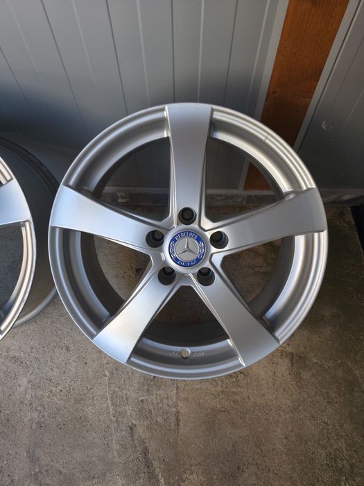 17/5/112-МЕРЦЕДЕС Ц класа -W 204,205-нов внос,перфектни