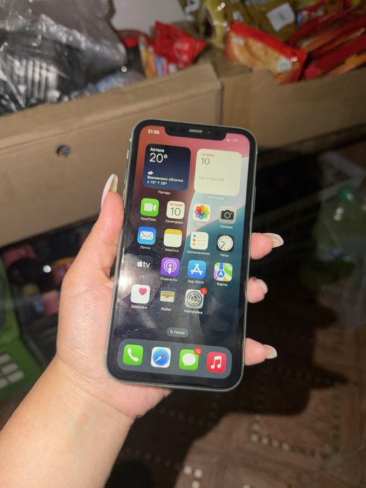 Продам iphone 11 (64гб)