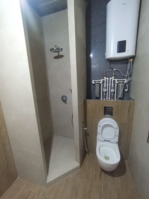 Укладка плитки,ламинат,установка дверей