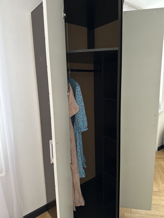 Продам шкафы