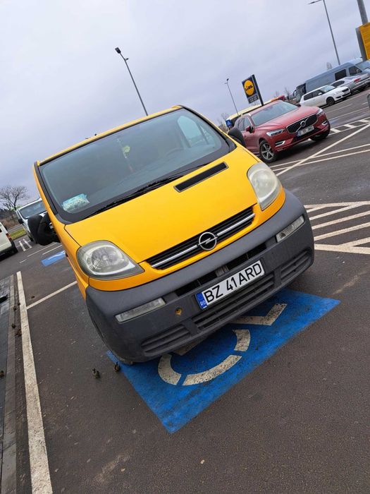 Opel Vivaro 2004