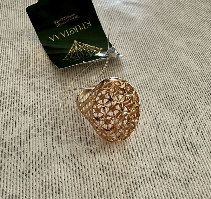 Продам золотое кольцо