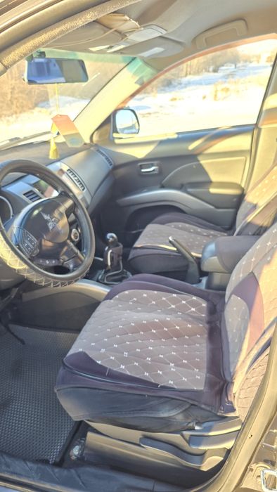 Продам машину Mitsubishi