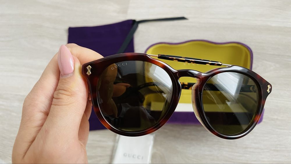 Ochelari de soare Gucci