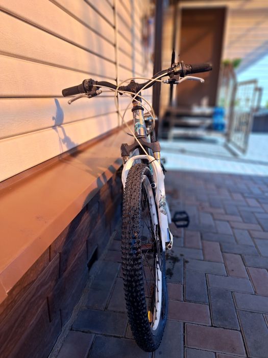 Продам велосипед марки Shimano