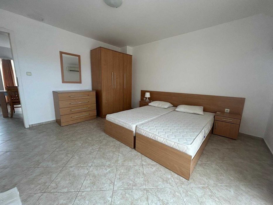 Продава се Двустаен апартамент в к.к. Слънчев бряг - 62 кв.м за 1000 €/кв.м - Снимка #2