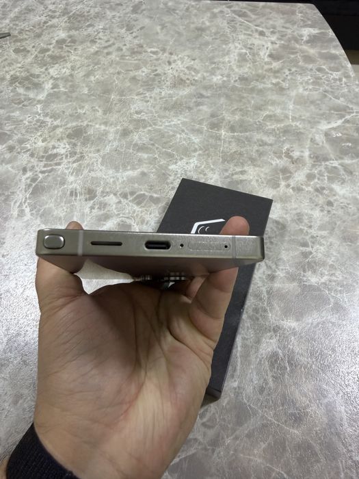 Samsung Galaxy S25 Ultra 12/256