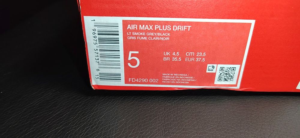 Nike Air Max Plus Drift, номер 37,5
