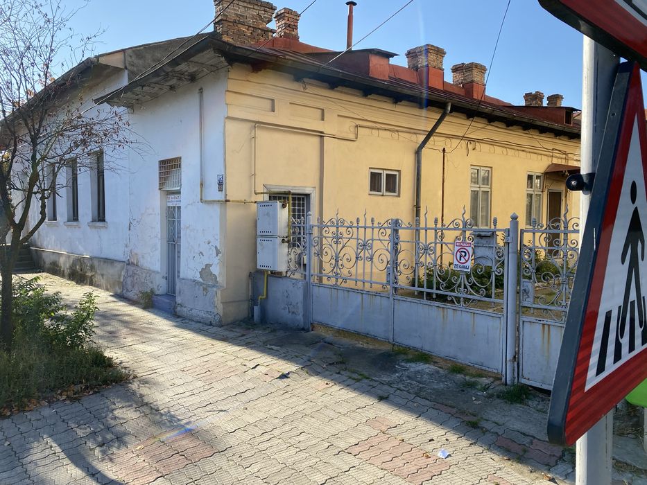 Vand casa /saptiu comercial/garaj CALEA DOMNEASCA