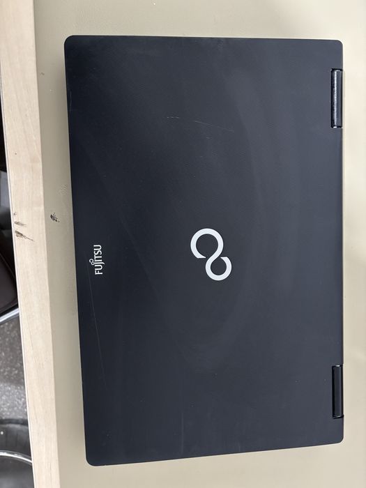 Laptop Fujitsu Lifebook (Business Class) | Pachet „Gata de Muncă” | Verificat IT