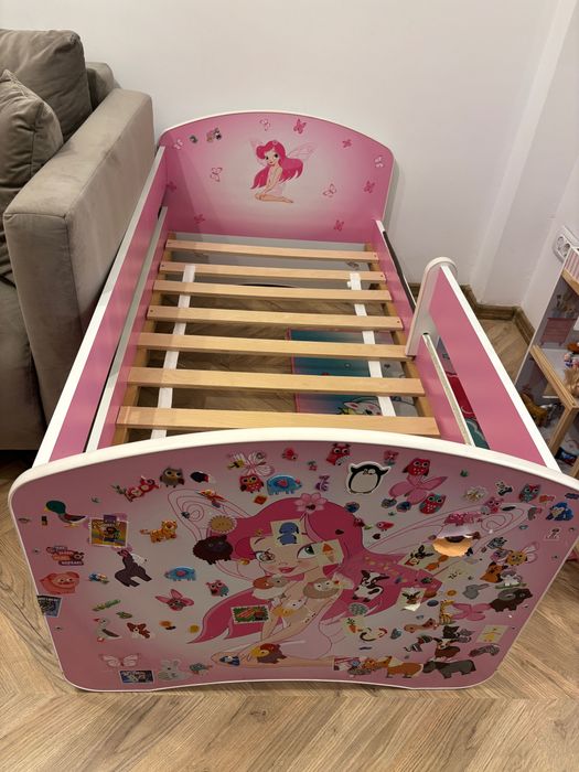 Vând pătuț copii cu balustradă de siguranță