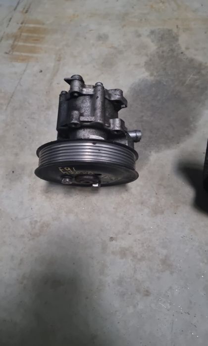 Pompa servo direcție bmw e90 e91 e92 e93 320d 184cp n47d20c xd xdrive