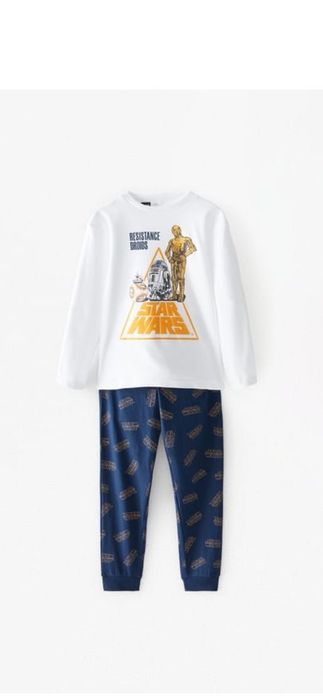 Pijama noua Star Wars 8-9 ani, 130 cm, brand ZARA