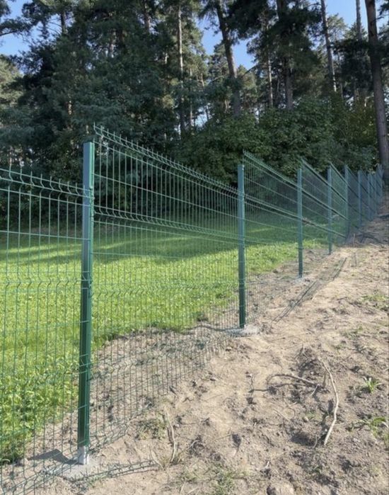 Garduri si porti detalii la telefon
