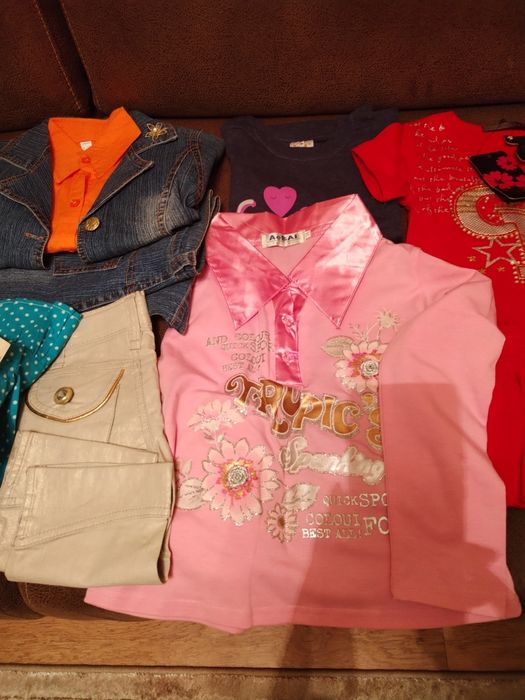 Продам детские вещи.