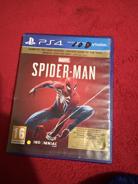 vând jocuri de PS4