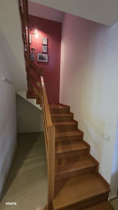 Casa P+M la intrare in Martinesti