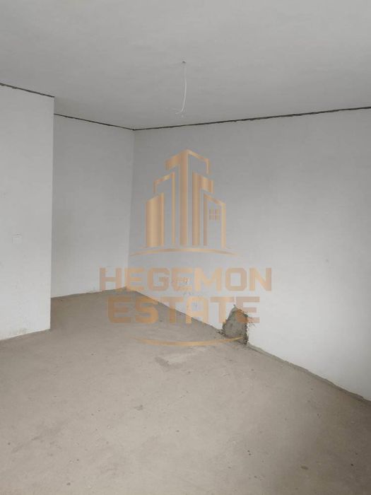 Продава се Двустаен апартамент в Варна, Погреби - 70 кв.м за 1895 €/кв.м - Снимка #6