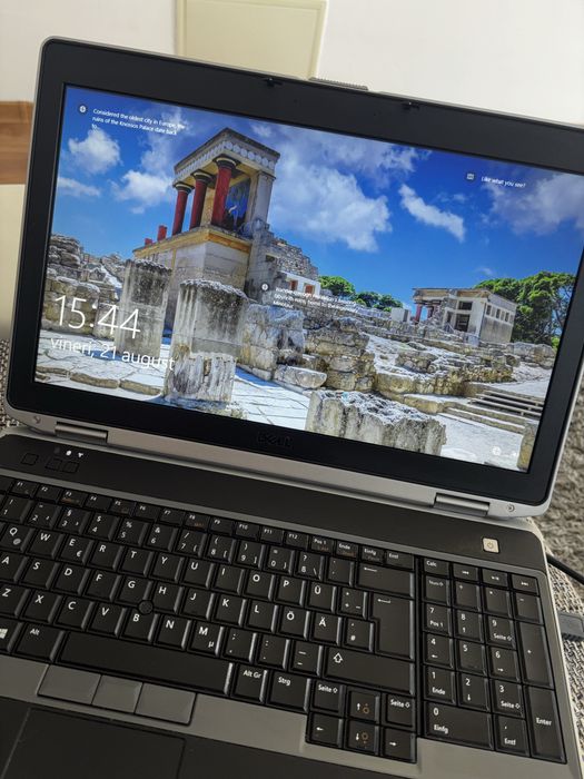Laptop model Dell