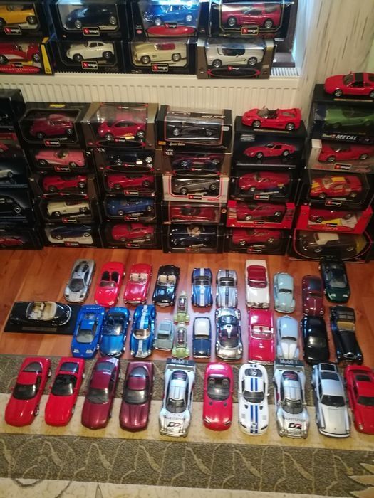 Diverse machete 1:18