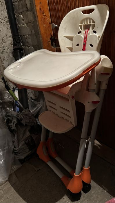 Продам Стульчик для кормления Chicco 2 в 1