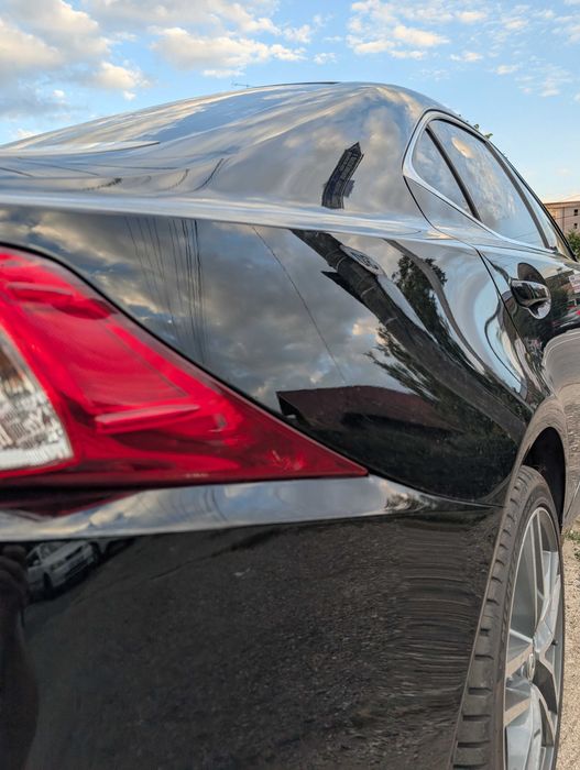 Lexus IS250 V6 2500 cc aspirat - nu hibrid