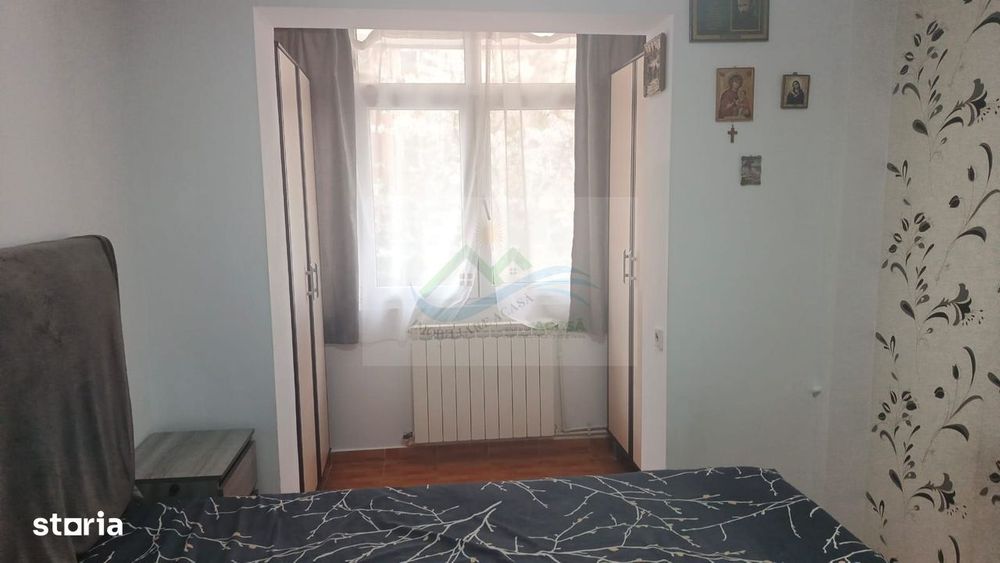 Apartament 3 camere de vânzare .