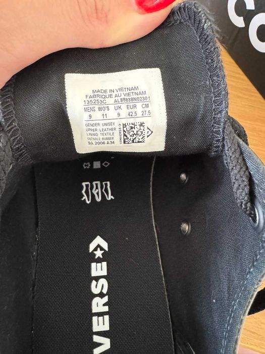 Tenesi Converse piele 42,5