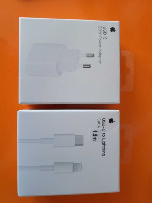 адаптер за Apple