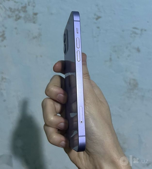 iPhone 12  идеал с коробкой