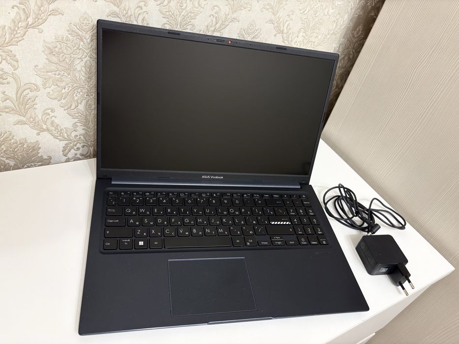 Asus Vivobook 15