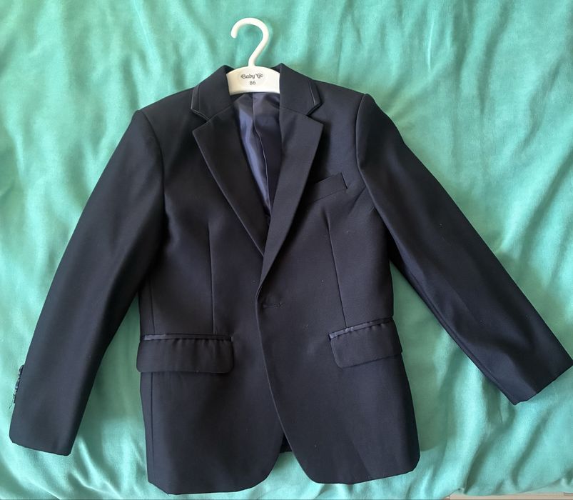 Продам детский костюм